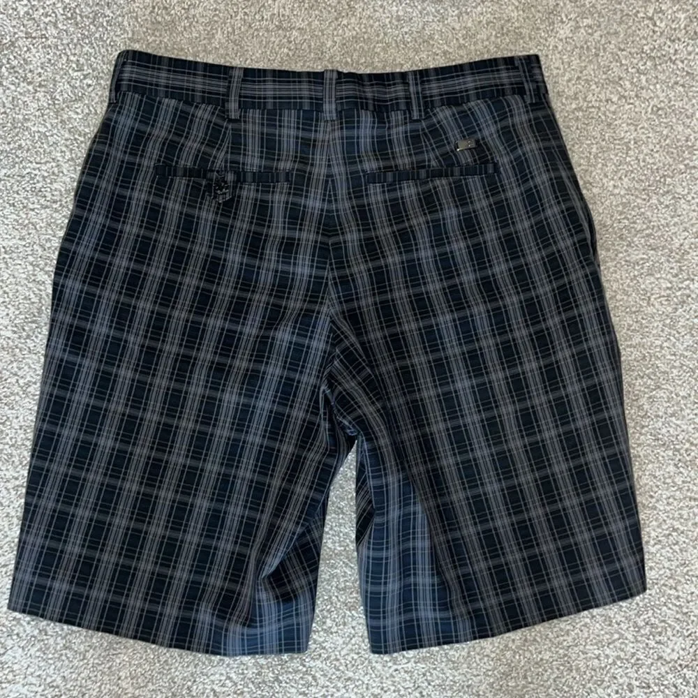 Nike Tiger Woods Metal Tab TW flat front style plaid check Golf shorts 34 men’s